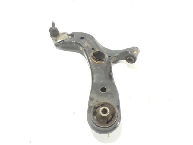 Wahacz zawieszenia przedniego dolny lewy 4806912300 TOYOTA