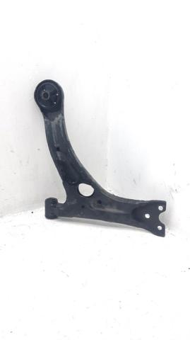 Wahacz zawieszenia przedniego dolny lewy 4806913010 TOYOTA