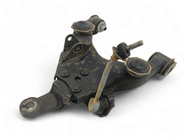 Wahacz zawieszenia przedniego dolny lewy 4806935080 TOYOTA