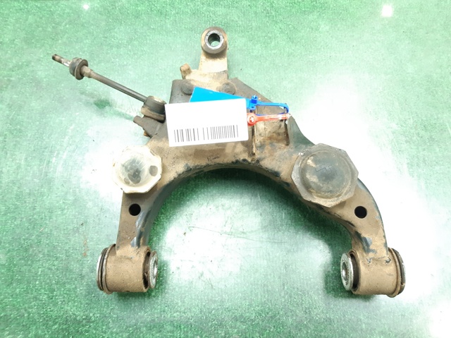 Wahacz zawieszenia przedniego dolny lewy 4806935081 TOYOTA