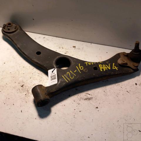 4806942040 Toyota