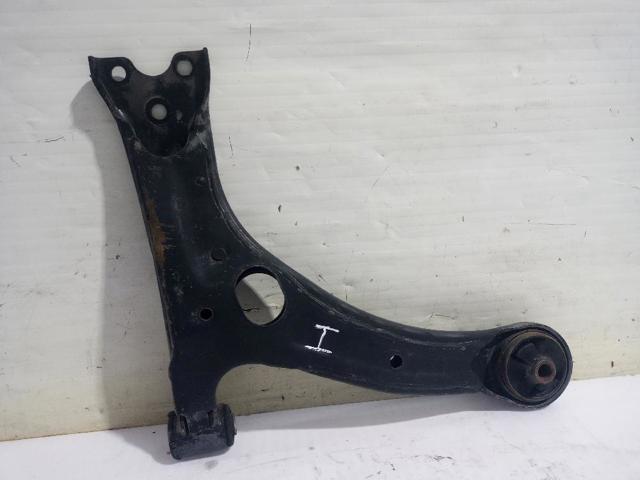 Wahacz zawieszenia przedniego dolny lewy 4806947040 TOYOTA