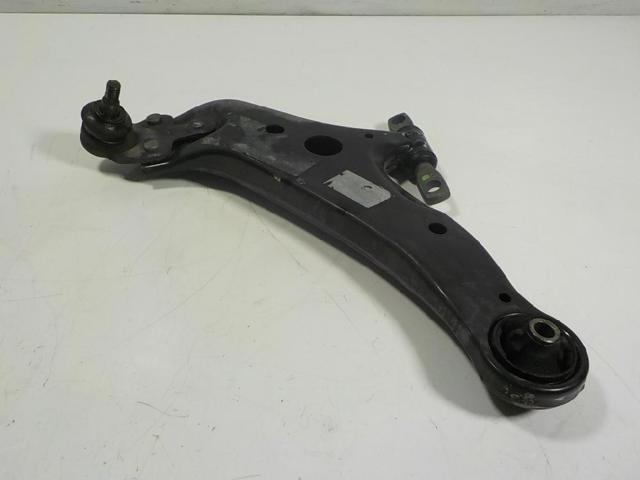 Wahacz zawieszenia przedniego dolny lewy 4806948041 TOYOTA