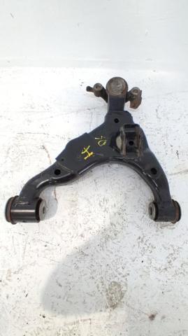 Wahacz zawieszenia przedniego dolny lewy 4806960040 TOYOTA