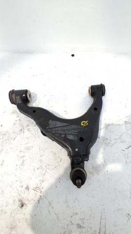 Wahacz zawieszenia przedniego dolny lewy 4806960040 TOYOTA