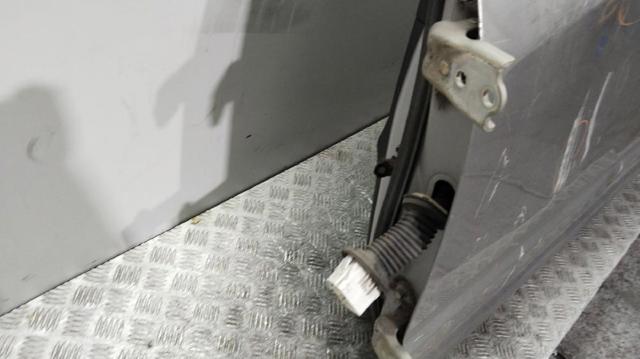 Drzwi przednie lewe Opel Antara L07