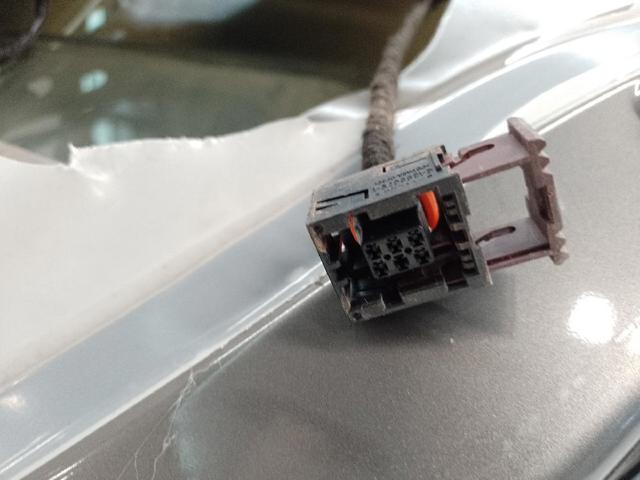 Drzwi tylne prawe Opel Antara L07