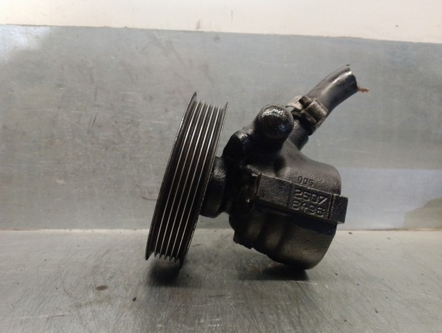 Pompa wspomagania hydraulicznego kierownicy 4838447 GM