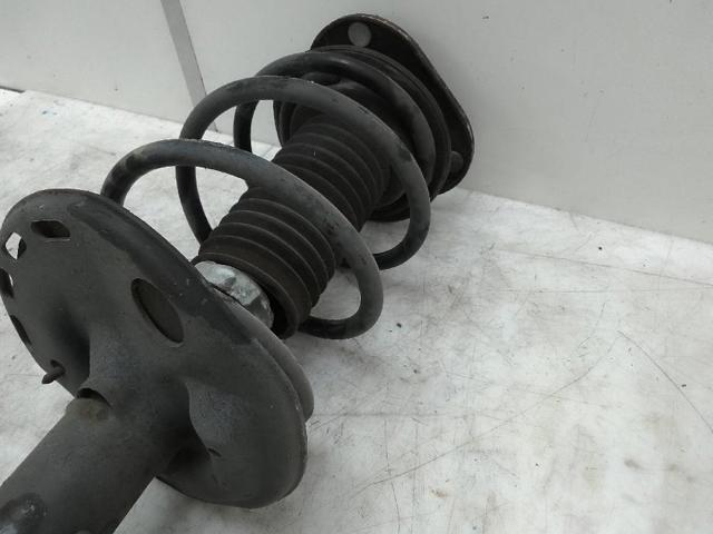 Amortyzator przedni prawy 4851002A00 TOYOTA