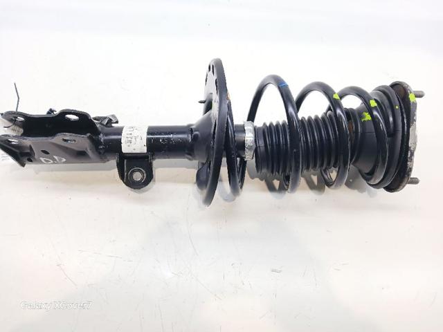 Amortyzator przedni prawy 4851005372 TOYOTA