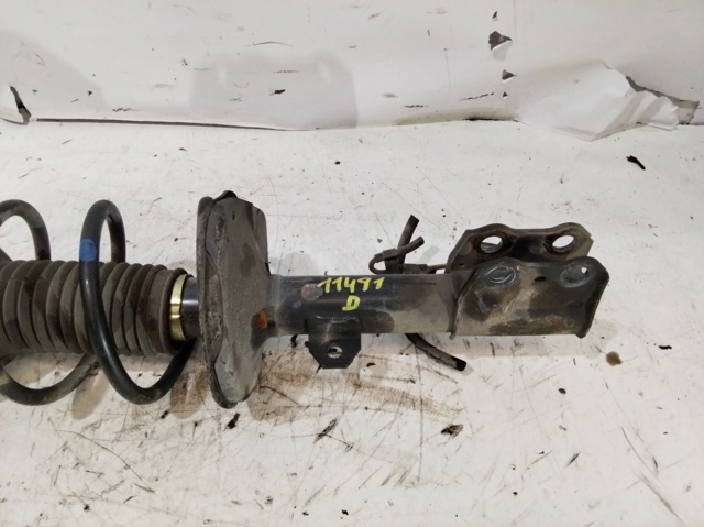 Amortyzator przedni prawy 4851009A02 TOYOTA