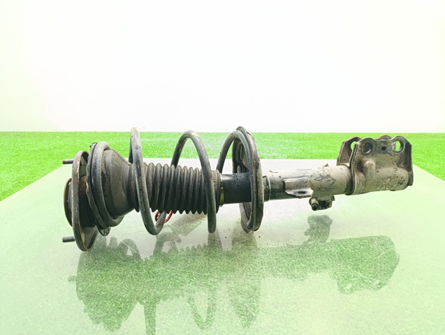 Amortyzator przedni prawy 4851009B20 TOYOTA
