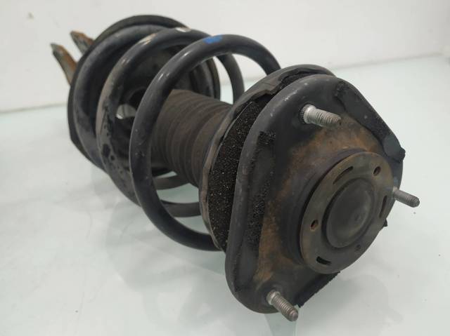 Amortyzator przedni Toyota Avensis 2 T25