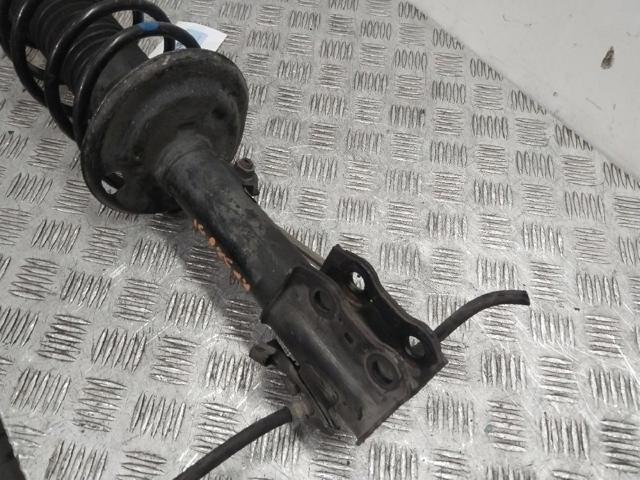 Amortyzator przedni Toyota Yaris SP90