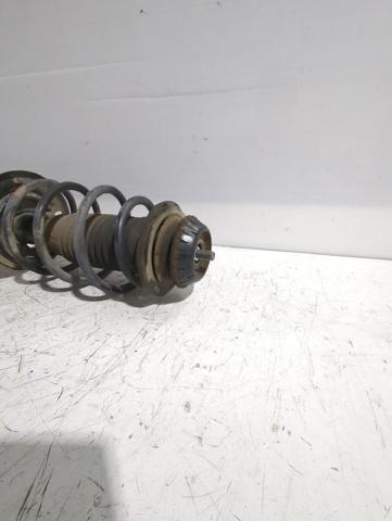 Amortyzator przedni Toyota Yaris SP90