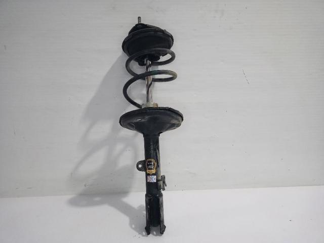 Amortyzator przedni prawy 4851049215 TOYOTA