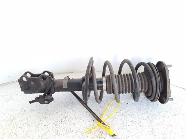 Amortyzator przedni lewy 4852002390 TOYOTA