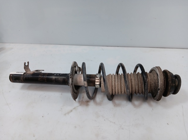 Amortyzator przedni lewy 485200H010 TOYOTA