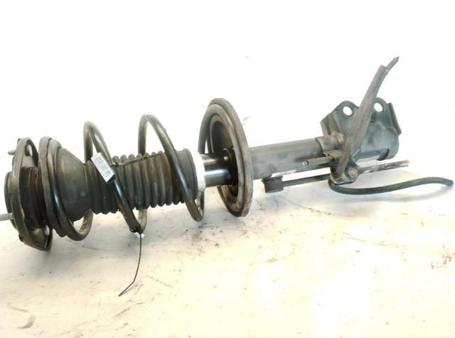 Amortyzator przedni lewy 4852049755 TOYOTA