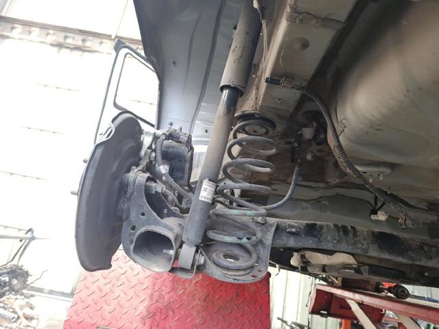 Amortyzator tylny 485300DF90 TOYOTA