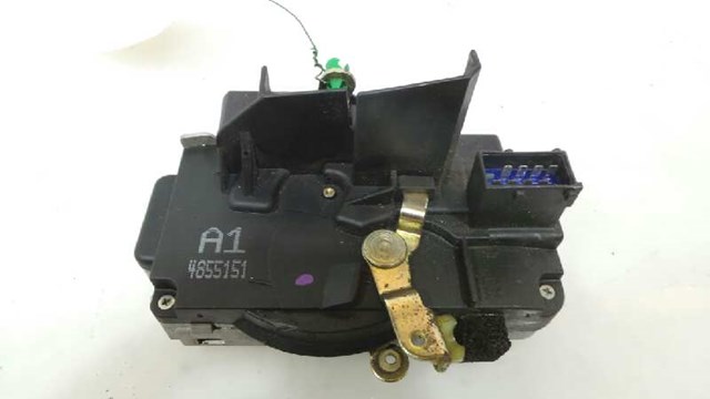 Zamek drzwi przednich lewych 4855151 GM