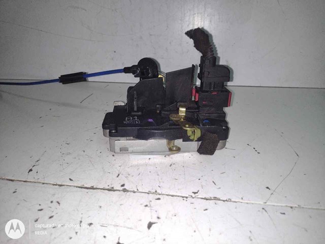 Zamek drzwi przednich lewych 4855151 GM