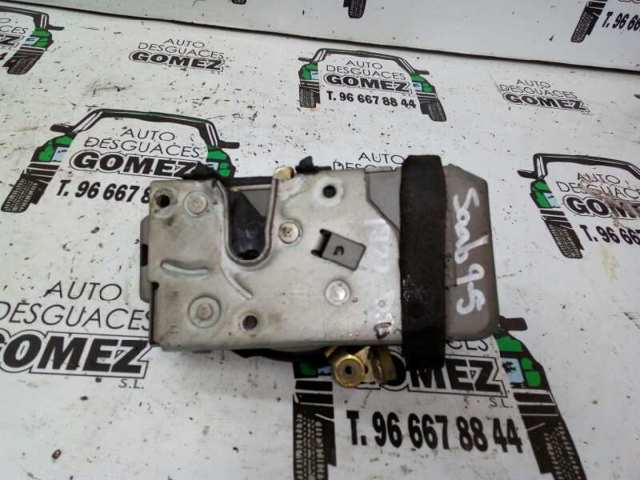 Zamek drzwi przednich prawych 4855185 GM