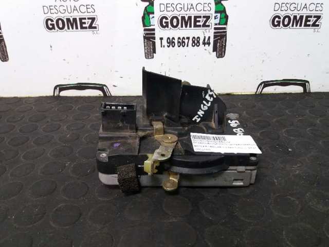 Zamek drzwi przednich prawych 4855185 GM