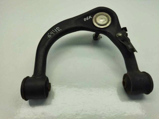 Wahacz zawieszenia przedniego prawy górny 486100K040 TOYOTA