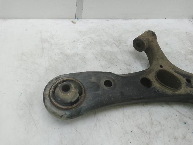 Silentblock przedniego wahacza dolnego 4865442040 TOYOTA