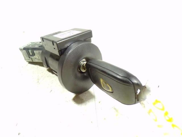 487004438R Renault (RVI)