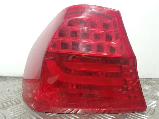 Lampa zespolona tylna lewa zewnętrzna 4871731 BMW