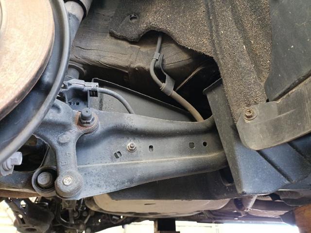 48760F4010 Toyota