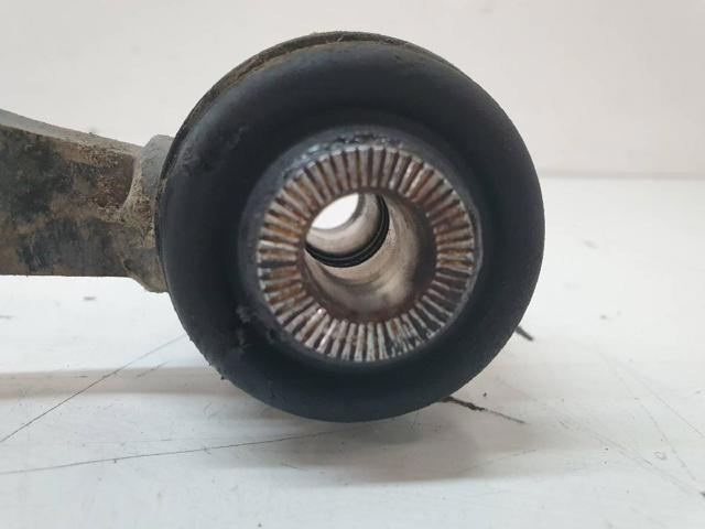 4877048010 Toyota