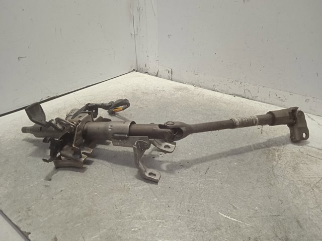Wał kolumny kierowniczej dolny 488100057R RENAULT