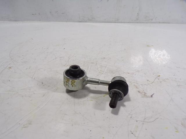 Łącznik stabilizatora tylnego 4883042030 TOYOTA