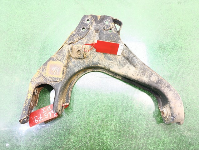 Wahacz zawieszenia przedniego dolny lewy 4901685 FORD