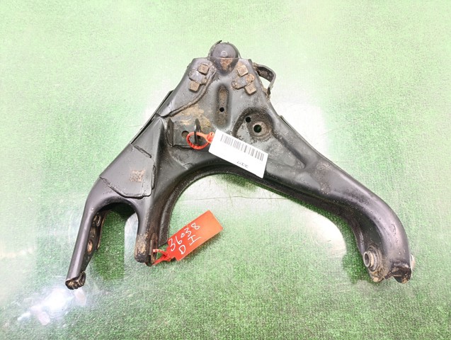 Wahacz zawieszenia przedniego dolny lewy 4901685 FORD