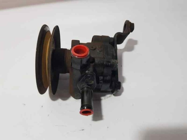 Pompa wspomagania hydraulicznego kierownicy Nissan Primera P10
