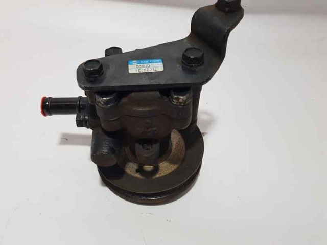 Pompa wspomagania hydraulicznego kierownicy Nissan Primera P10