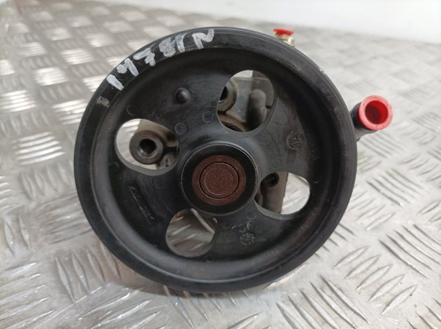 Pompa wspomagania hydraulicznego kierownicy do Suzuki Baleno EG
