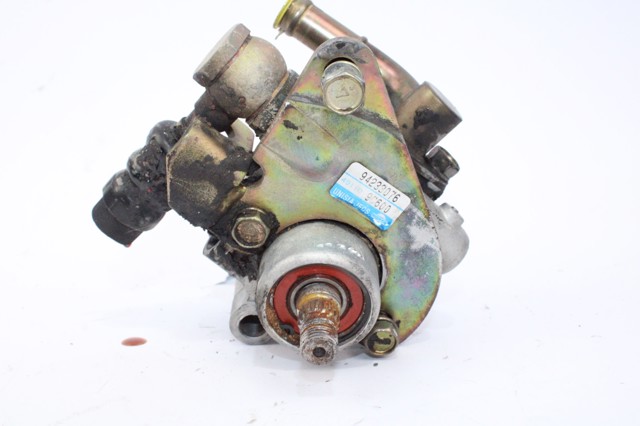 Pompa wspomagania kierownicy Nissan Serena