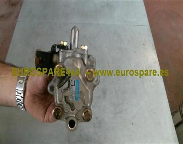 Pompa wspomagania hydraulicznego kierownicy Nissan Patrol Y61