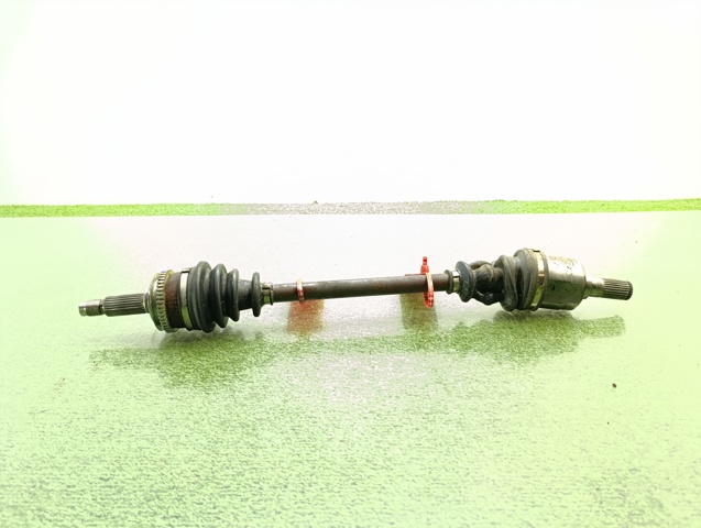 Półoś napędowa przednia lewa 4950007010 HYUNDAI