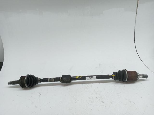 Półoś napędowa przednia prawa 495001H011 HYUNDAI
