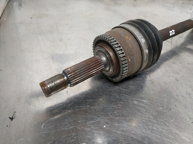 Półoś napędowa przednia lewa KIA Rio 3 UB