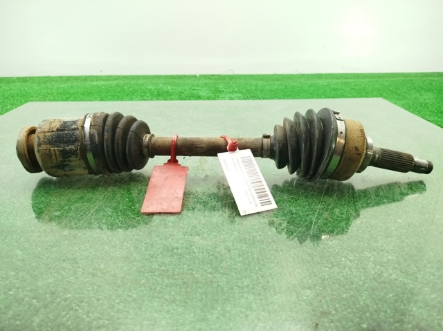 Półoś napędowa przednia prawa 495003E111 HYUNDAI