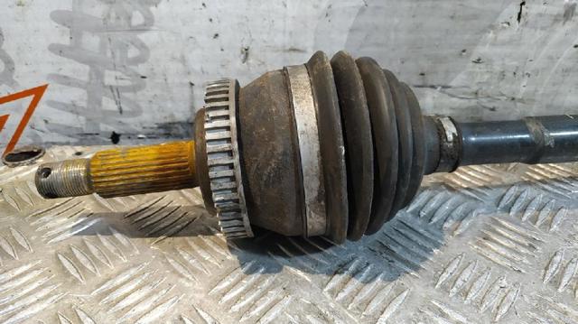 Półoś napędowa przednia prawa 495003K350 HYUNDAI