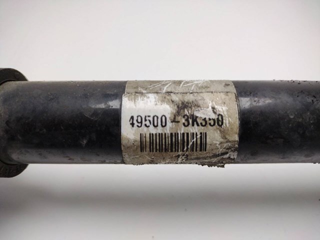 Półoś napędowa przednia prawa 495003K350 HYUNDAI