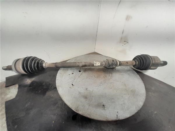 Półoś napędowa przednia prawa 495003K350 HYUNDAI